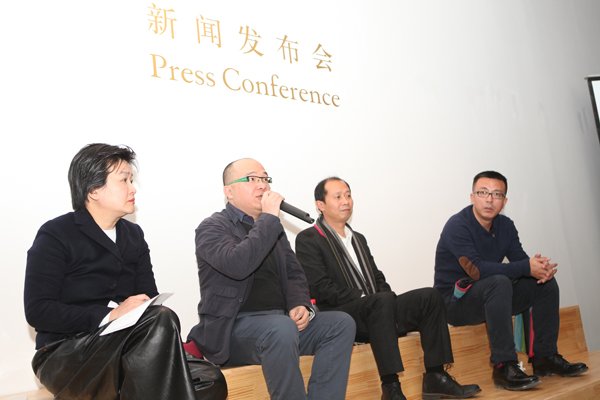 新闻发布会现场 新闻发布会现场